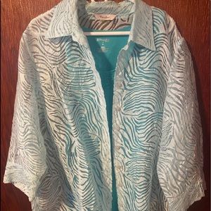 Adorable tank top and cover 💙